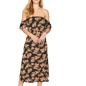 Sweeter than you off the shoulder midi dress